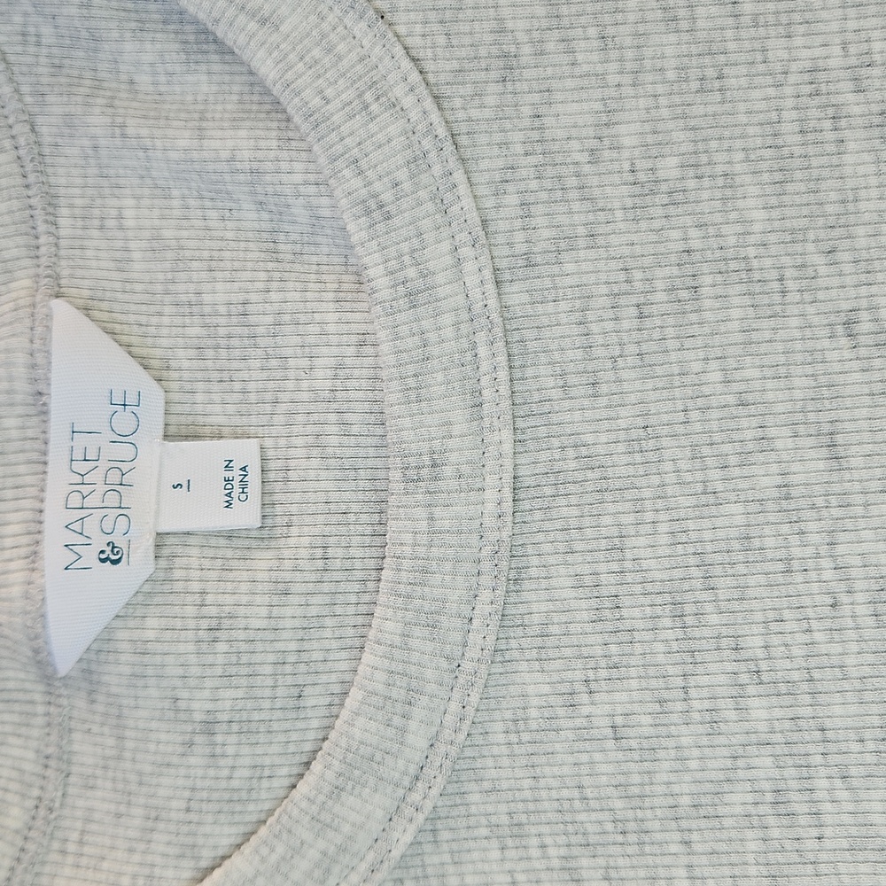 Pearl Cotton Ribbed Crewneck Tee In Grey - Picture 10 of 11